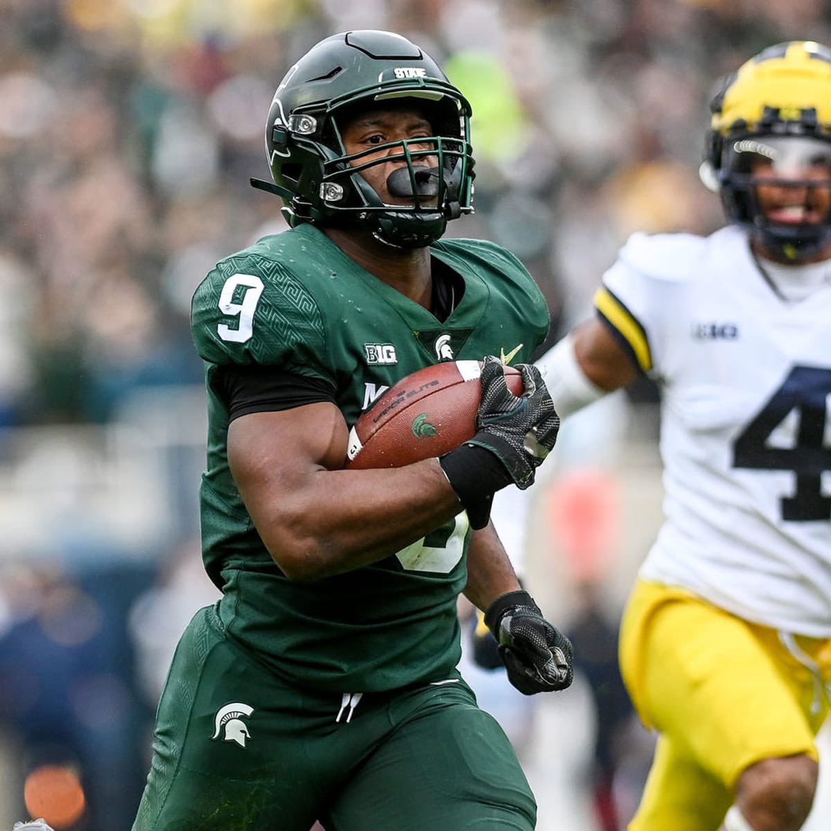 Kaleb_TheGreat's tweet photo. Blessed to announce that I have earned an offer to the Michigan State University @Ereed26 @Coach_mtucker @Coach_Trosclair @bmorris5486 @GastJoshua @NOLIMIT_Von @koreylindsey21 @teeflysparrow https://t.co/8Dq1ndVIeb