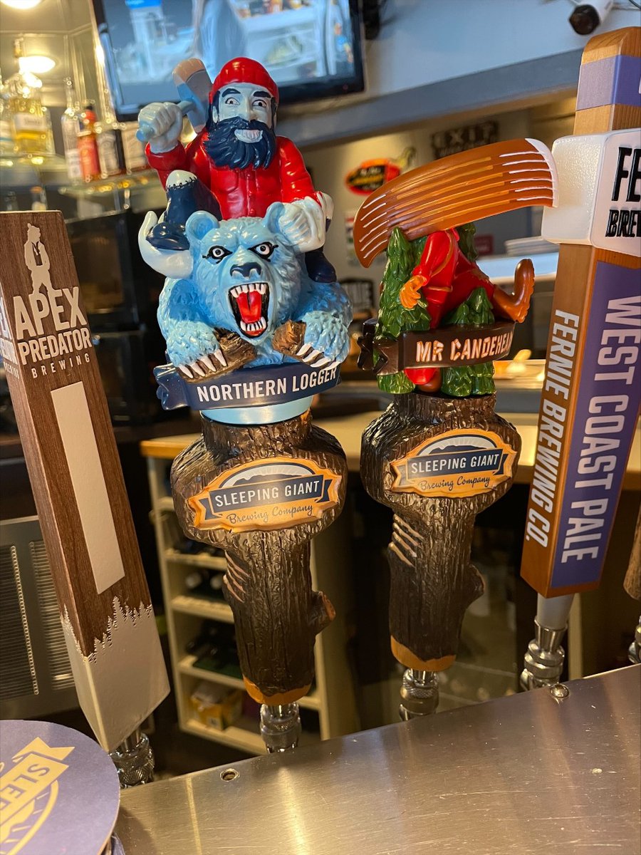 CraftBeerImport's tweet image. Name a better combo than pizza and beer!?!?! The iconic @tomshouseofpizza has the EXCLUSIVE on pints of @sleepgiantbrew  in Calgary at their 3 locations. Northern Logger and a Spiced Pepperoni? Mr. Canoehead with your Hawaiian Style? Tough but wonderful decisions! 🍕🍕 🍺