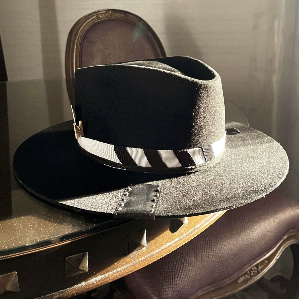 kaity_williams's tweet photo. custom #Meshika hat with with 35mm film https://t.co/8EFYNcaUgL