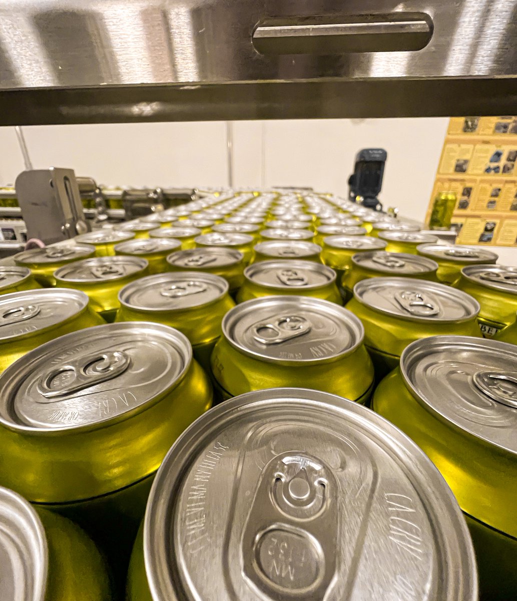 BellsBrewery's tweet photo. It's back. Our packaging and logistics teams are working very hard to get all of this year's #Hopslam out as fast as possible... in 12 and 16 oz. options! Landing in Michigan now and everywhere else soon. #EnjoyItFresh https://t.co/TmpGtYsmsH