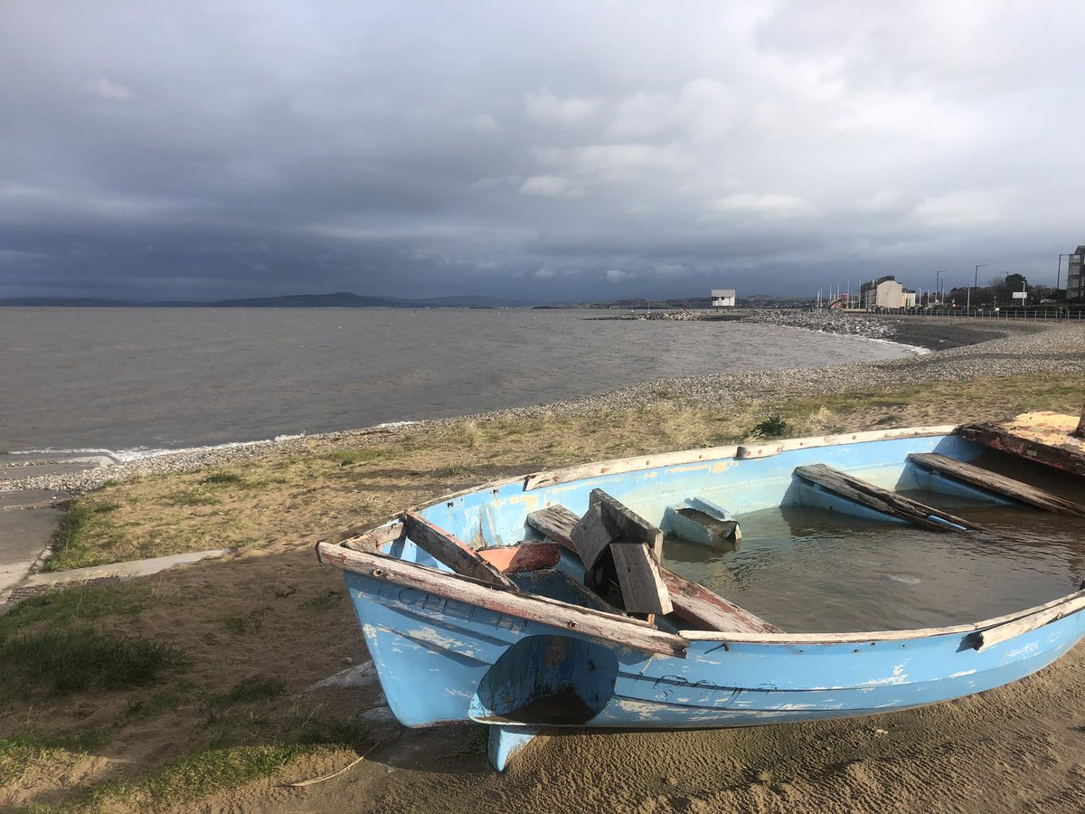 AdamRichman's tweet photo. In honor of Sunday’s #FACup match, please enjoy this episode of #MatchDayMenus where this @SpursOfficial supporter, has a truly magnificent time in the land of @ShrimpsOfficial !
Morecambe Bay, The Lakes District, Grange-Over-Sands took my breath away.

https://t.co/fkpVZIhY0x https://t.co/UScUW6X9DR