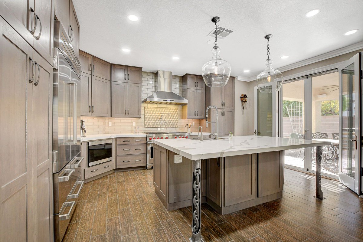 New Year, New Kitchen!!🎉

#LasVegasRemodel #KitchenRemodel #ModernKitchen #Kitchen #GreyKitchen #ModernHome #LasVegasHome