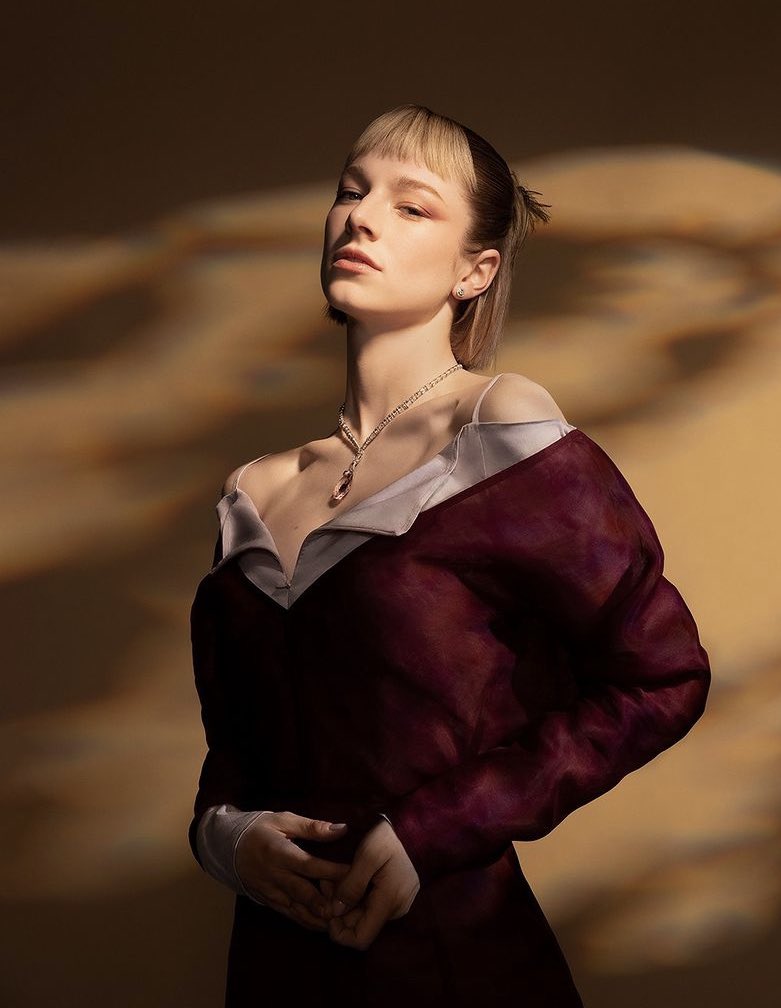 screaming crying 😭🤚🏼