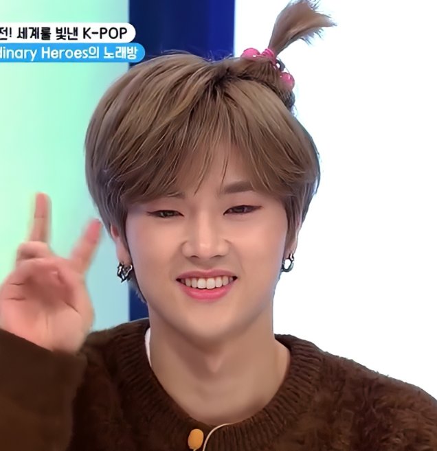 This account was created to post photos or videos of jungsu, please support this account, thank youuuu 😽