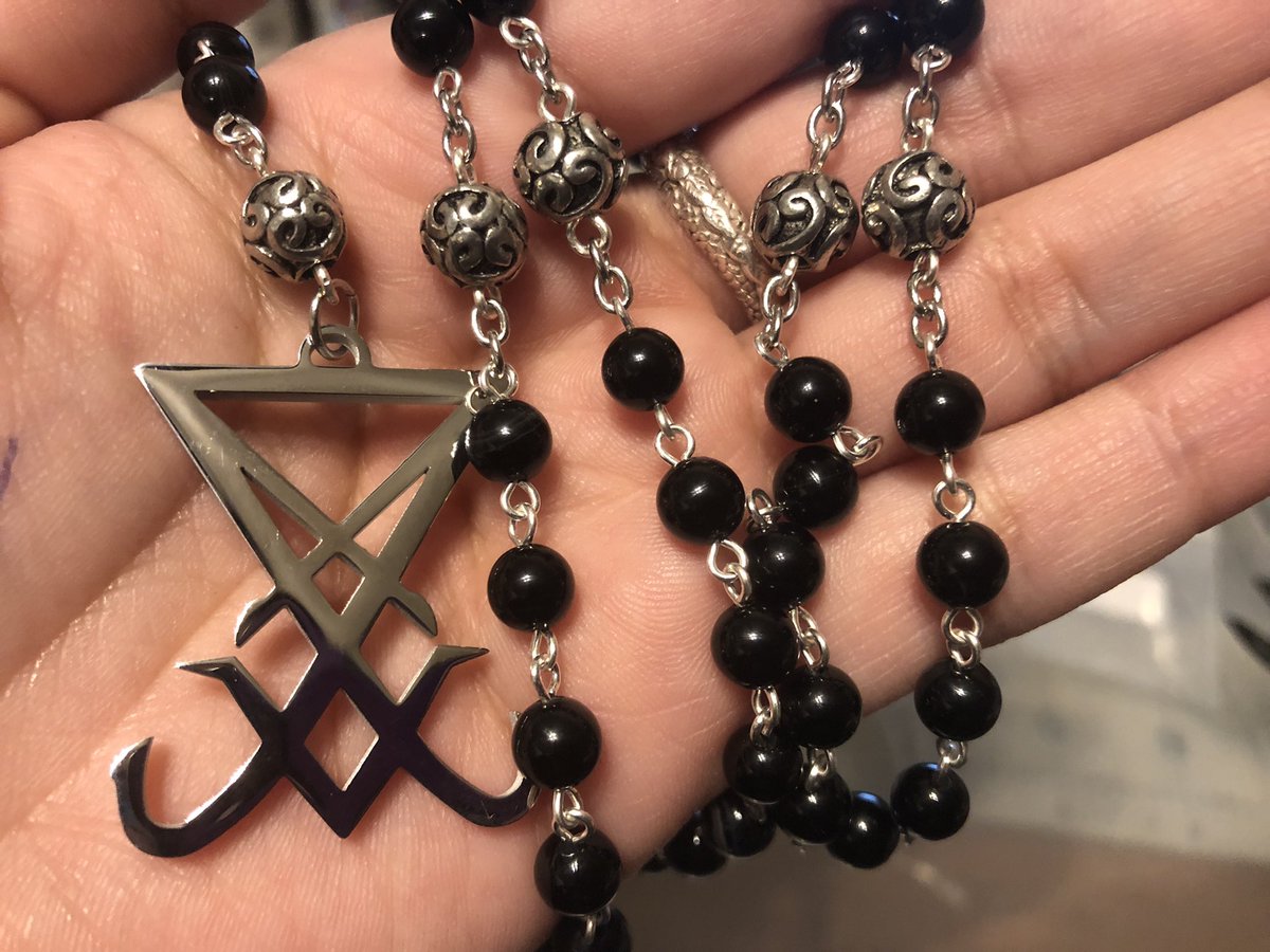 unholyrosaries's tweet photo. Methinks there will be a drop tomorrow 👀 https://t.co/VYUyFKr9Lp
