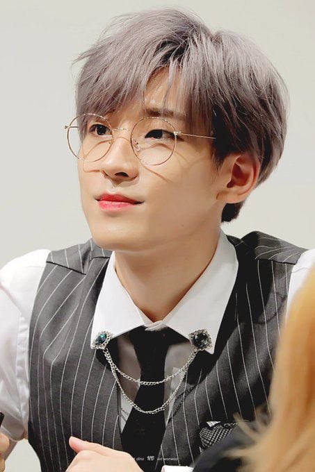 sararehun's tweet photo. next bakal bikin longgggg au di @vernovacaine xixixiix main castnya dingin2 gt 11 12 sama dio!! 🥰 https://t.co/2J4fELDTHc