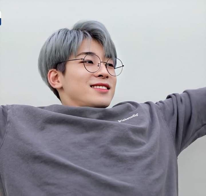 sararehun's tweet photo. next bakal bikin longgggg au di @vernovacaine xixixiix main castnya dingin2 gt 11 12 sama dio!! 🥰 https://t.co/2J4fELDTHc
