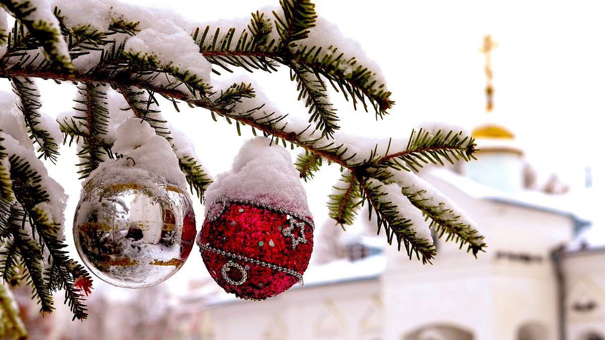 A very Merry Christmas to all who are celebrating in the traditions of the Christian Orthodox, Eastern Rite Catholic and Coptic Christian faiths! My very best wishes to you and your loved ones, and all the Blessings of the Season! #MerryChristmas 🎄