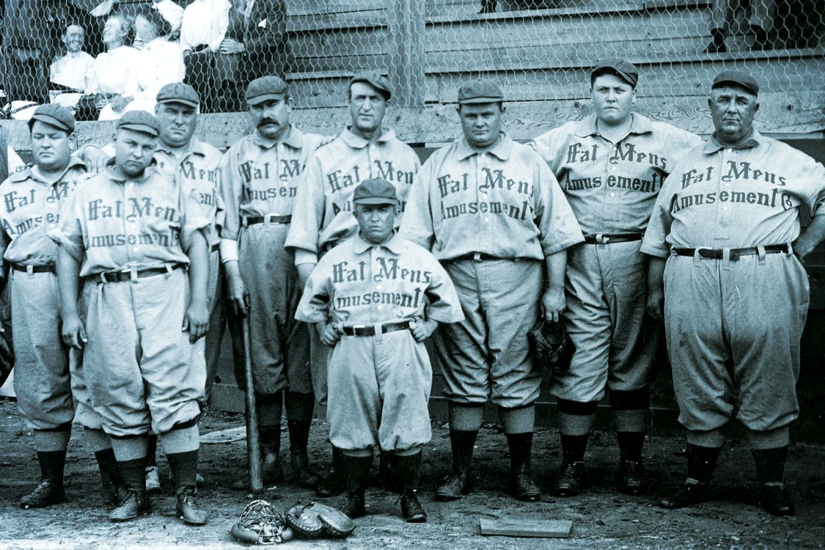 OleTimeHardball's tweet photo. Members of the Fat Man's Baseball Association (1910) https://t.co/7I4uBK81eA