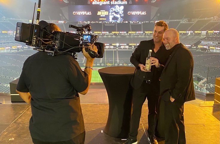 jamesfarra's tweet photo. Last week we produced #OneVegas, celebrating the collective year of sports and entertainment in the city of Las Vegas - it was a pleasure to partner with ESPN Events and Postion Sports on the inaugural event. We can’t wait to see what 2022 has to offer! https://t.co/Fk5MHcWe53