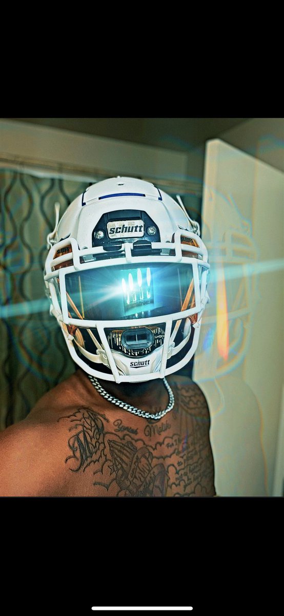 Myles Lee tweet media