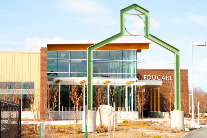 Excited to introduce <a href="/EducareMaine/">EducareCentralMaine</a> for School Spotlight #4! This is our FIRST rural Educare school, serving kids &amp; families in the Waterville community. #FunFact: it's a LEED-certified building &amp; a model of #ECE for the state of Maine. Learn more here: bit.ly/31xatgg