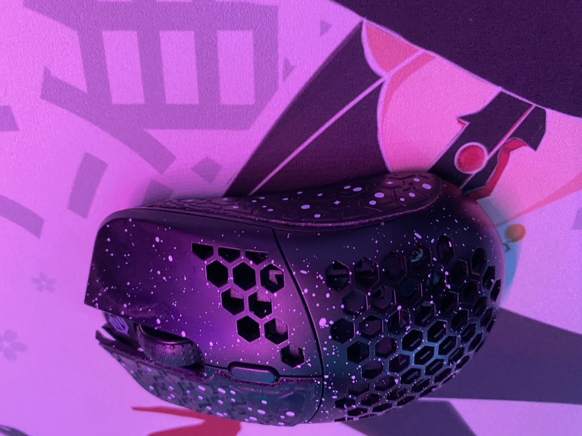 rareue's tweet photo. 🚨 1x HATI-S WIRELESS GIVEAWAY 🚨 

i’m giving away 1 Hati-S Wireless (this color isn’t on the market)🔥

to enter
1️⃣ follow @rareue 
2️⃣ like + retweet
3️⃣ tag two homies

(International 🌎)
Ends 1/16/22 ☑️ https://t.co/El8hH1zVgZ