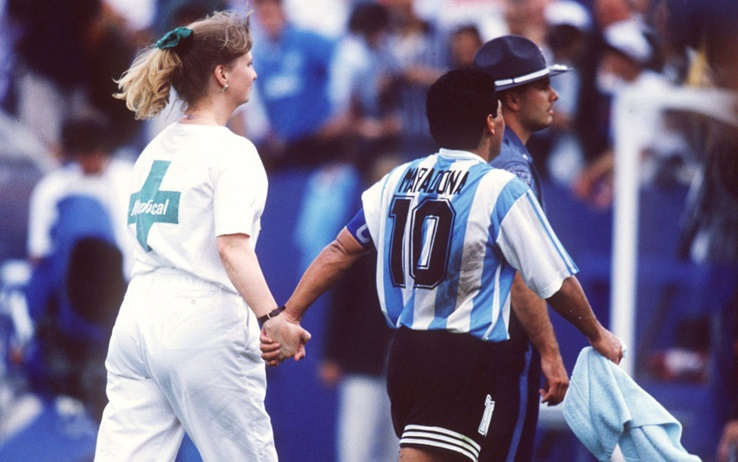 CorsiMoreno1's tweet photo. richiesti e poi respinti, singolari destini di numeri 1 #djokovic #maradona #numeri1 https://t.co/b4pxMZ6Jwh