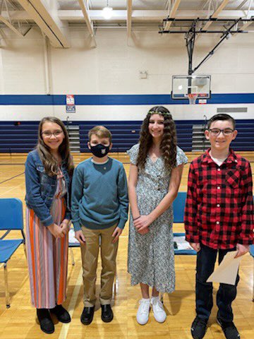Supeschmidt's tweet photo. So lucky to spend time with our CMMS Leo Club students tonight at their induction ceremony. So proud of them for their passion, leadership, and desire to be difference makers. #bobcatnation https://t.co/ByIEfU39MG