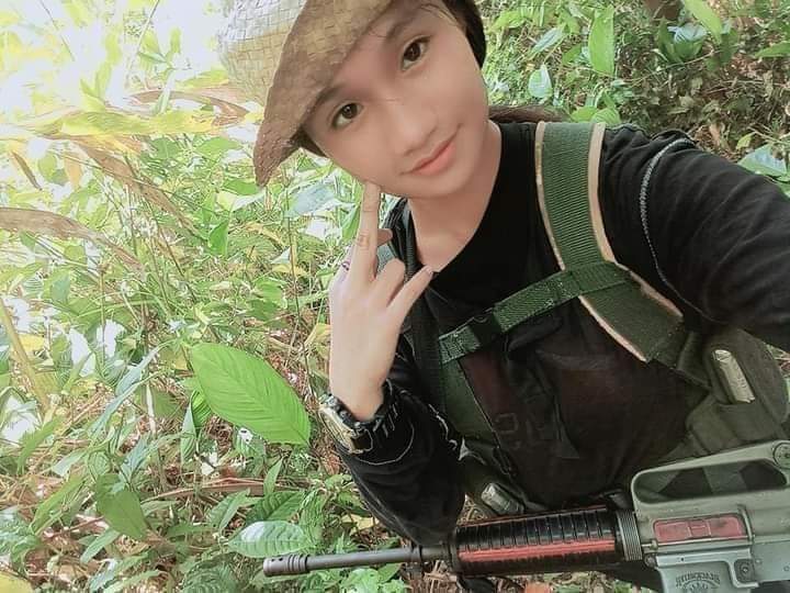 Phil_Insider's tweet photo. A photo of a New People's Army soldier recovered in one of the NPA lairs in the mountains.

📷: Lamrag Sinirangan https://t.co/TWhDGNnJtK