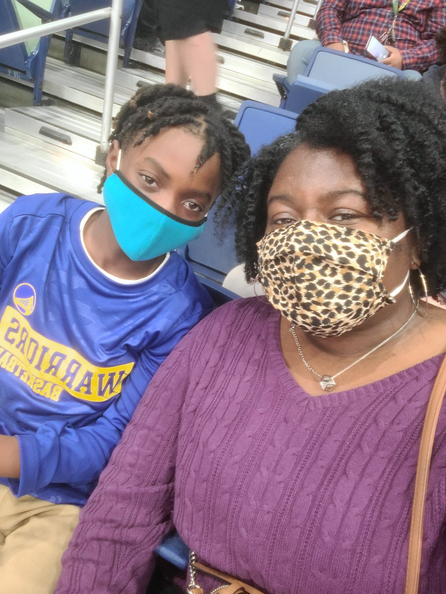 rayecjay's tweet image. Go warriors and get well soon Steph! #PelicansGameday