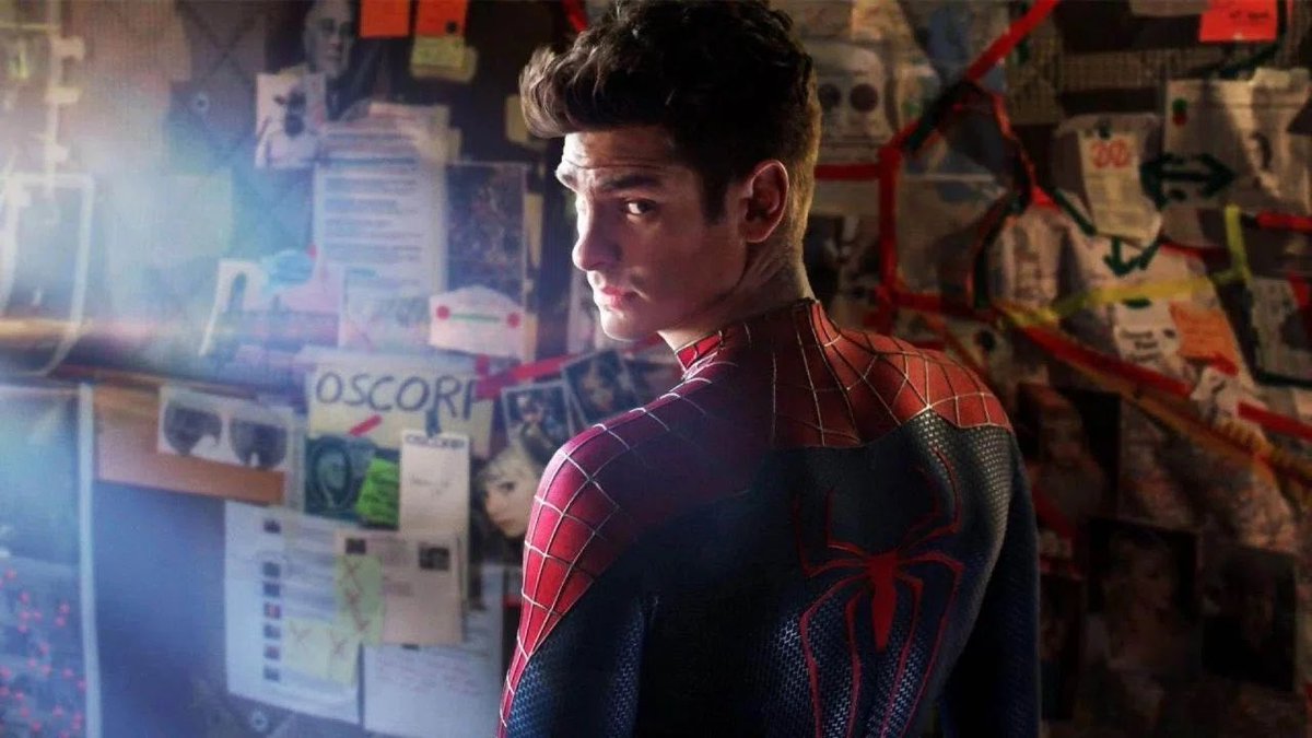 Peli_Comic's tweet photo. Andrew Garfield por fin habla luego de No Way Home 🕷🕷🕷
Dice que está abierto a volver "si lo siente adecuado" y también que improvisó la escena de "Los amo chicos" #MakeTASM3 https://t.co/kaEeJhWBly