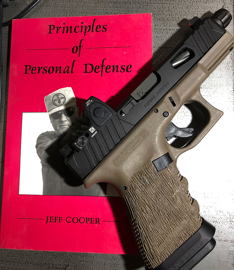 zone_get's tweet photo. [New Video] 
Your Life in Condition Yellow and the Color Code of Awareness - GetZone 
https://t.co/yXqQIXBe91 #conditionyellow #personaldefense #selfdefense https://t.co/ym8VffRnAv
