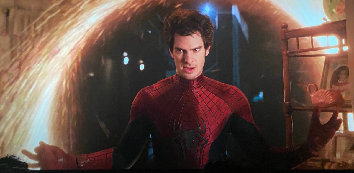 GeekZoneGZ's tweet photo. ANDREW GARFIELD QUIERE VOLVER COMO SPIDER-MAN.

MARVEL HAZLO.

#SpiderManNoWayHome https://t.co/fSqkCJvdwI