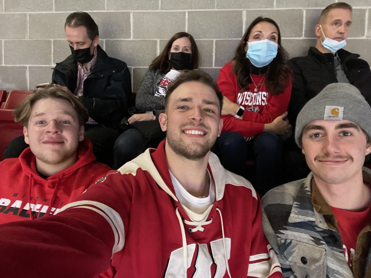 nicksloann's tweet photo. #onwisconsin #beatiowa https://t.co/zhB2DzWK4r