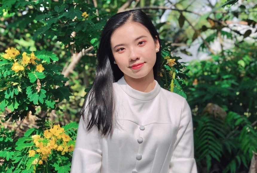 SoheilNarain's tweet photo. Young people step back a year due to the epidemic
Whenever anyone mentions graduation and job application, Bao Chau (22 years old, Go Vap district), a student at Ho Chi Minh City University of Education, can only sigh. https://t.co/PnRFQkj0vI