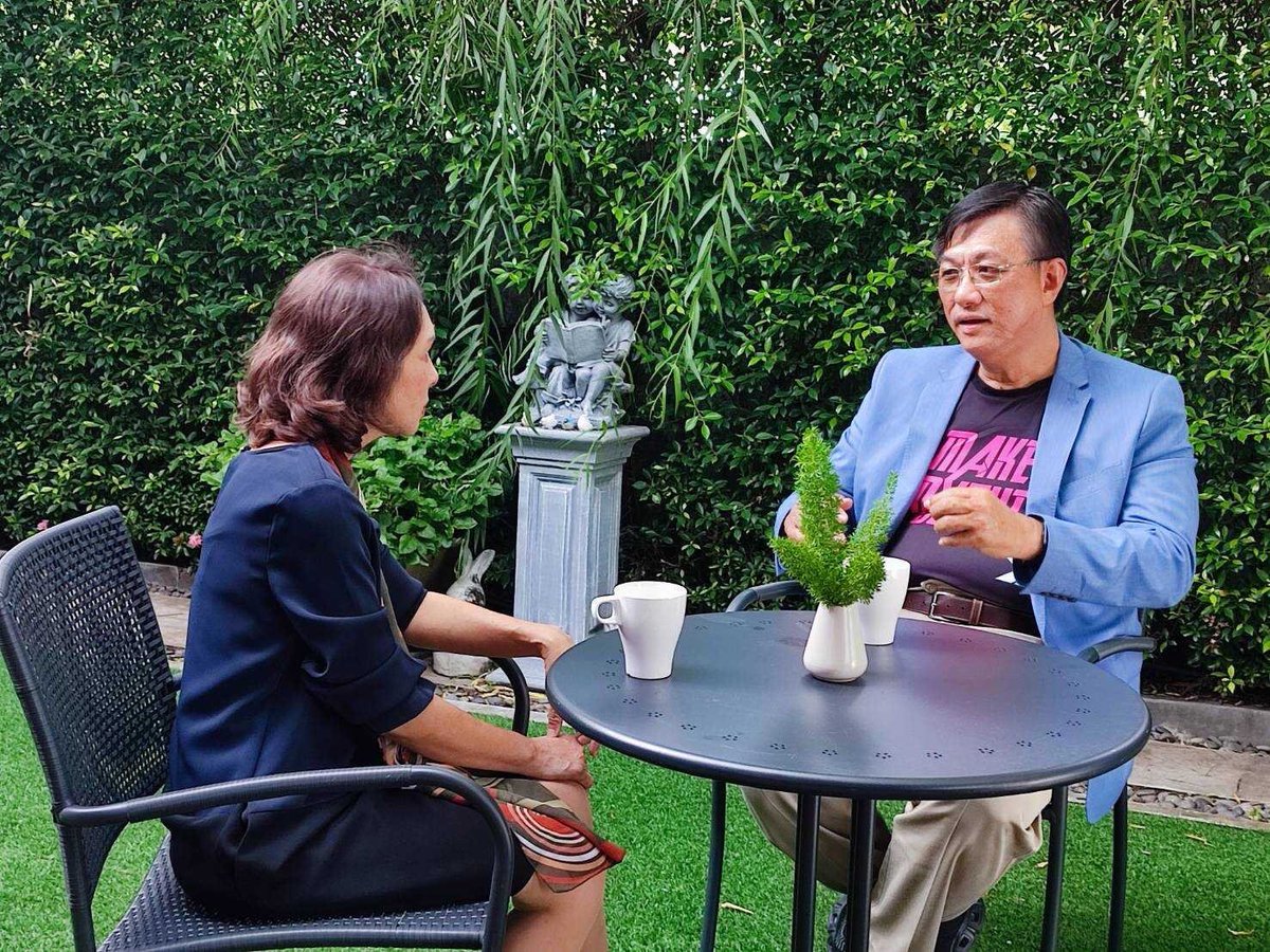 Manote_Mentor's tweet photo. คุยกัน 10 นาที กับคุยกัน 60 นาที ถ้าไม่รู้เรื่อง ไม่เข้าใจ มันก็เสียเวลาเหมือนกัน อยากรู้ว่าเขารู้เรื่องไหม ก็อนุญาตตัวเองตั้งคำถาม และให้โอกาสคนที่คุยด้วยอธิบาย มันก็ง่ายๆ แค่นี้
#TimeValue #ManagementMentor #Story@Journey @EffectiveMeeting @PowerOfQuestion https://t.co/DapPAov47o