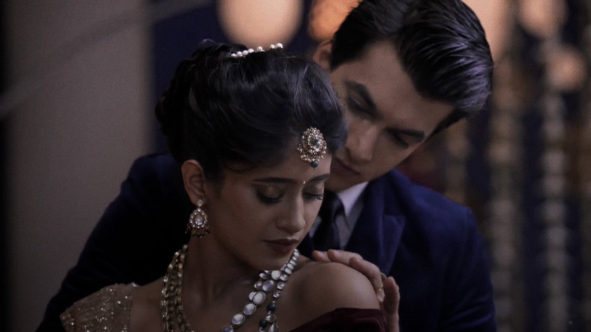 RT @diltaara: just say you want to set my phone on fire and go

#kaira https://t.co/VYgdDyA6Fs