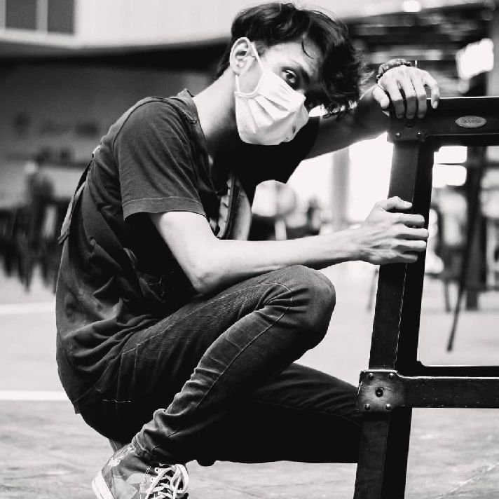 ayo pergi bersamaku > ngobrol bebas on #BIGOLIVE bigo.tv/sid/2171862249…