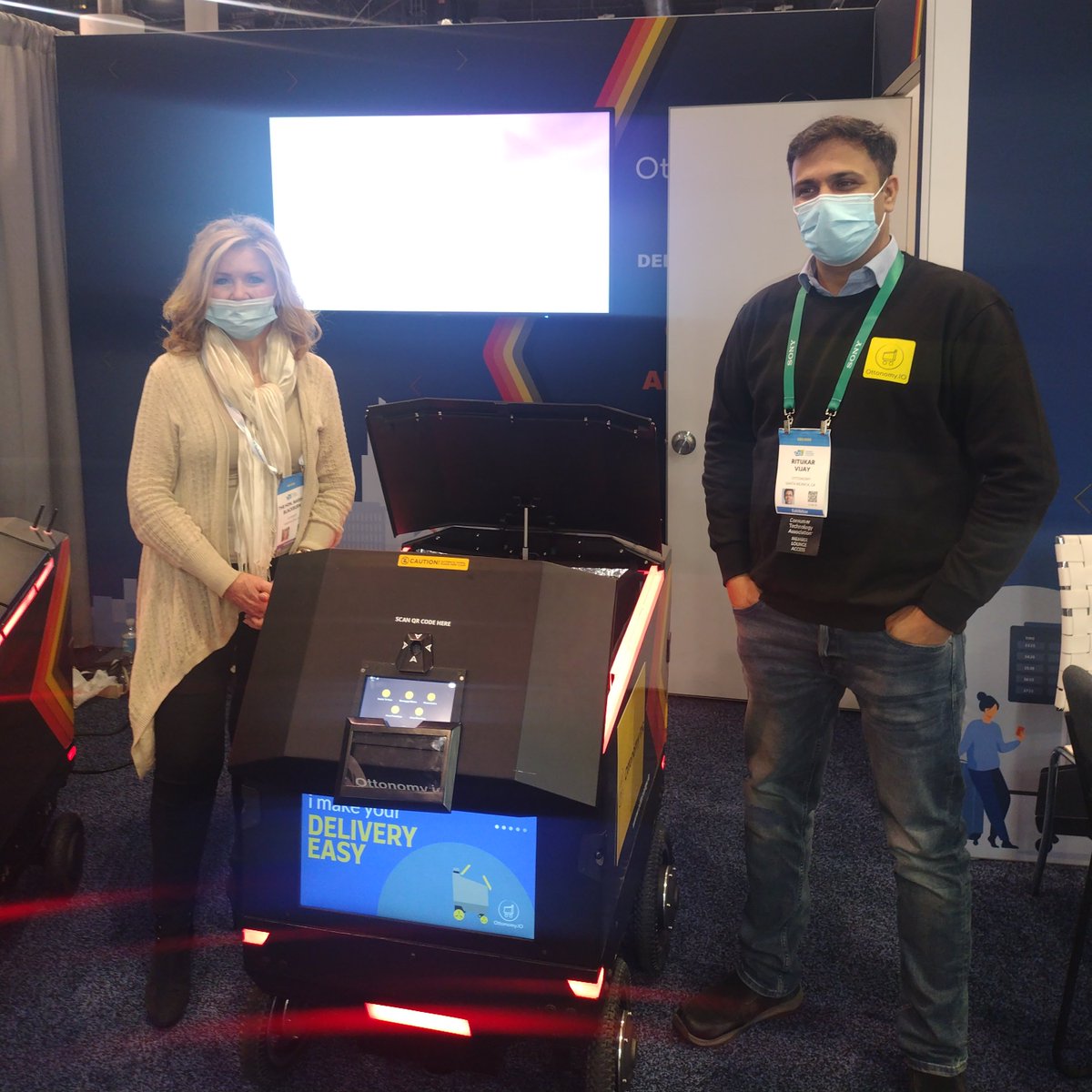 Ottonomy_IO's tweet photo. The Honourable Marsha Blackburn, Tennessee State Senator, visited Ottonomy booth @CES today
RT @MarshaBlackburn #Tennessee #senator #ottobot #Robotics https://t.co/TyToVVfX7A