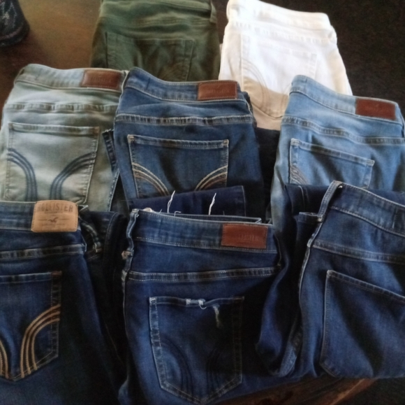 TippysTreasures's tweet photo. So good I had to share! Check out all the items I'm loving on @Poshmarkapp #poshmark #fashion #style #shopmycloset #hollister #dressthepopulation #alc: https://t.co/qwtXIWNOUy https://t.co/EGXdzrH96z