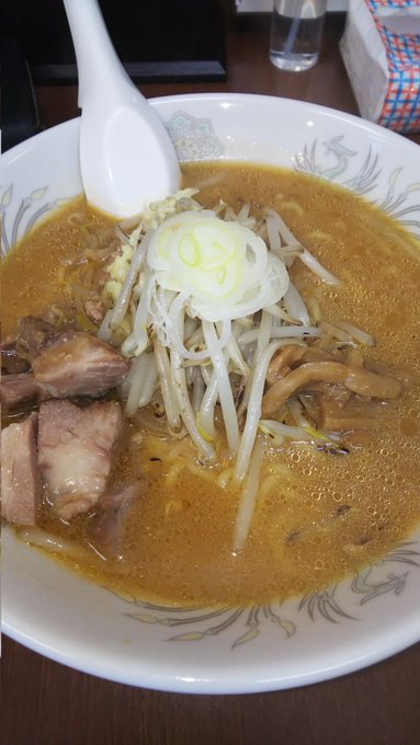 初めて来た店の生姜味噌ラーメン 