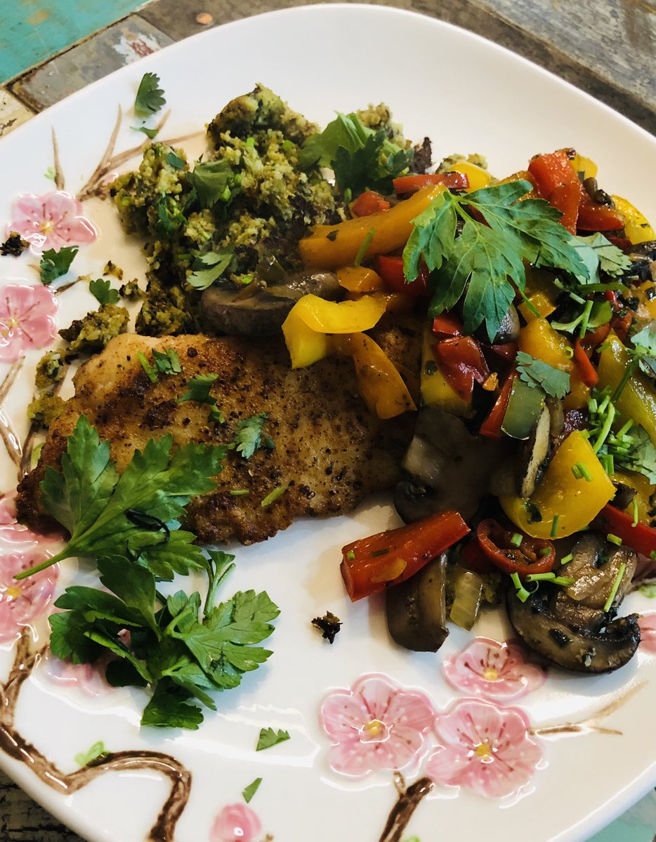 leesgreenberg's tweet photo. Spicy fish night. Delicious and none for the insurrectionists.  #fishnight! And curry cilantro cauliflower rice. 😋 https://t.co/Rx9cbhm4RM