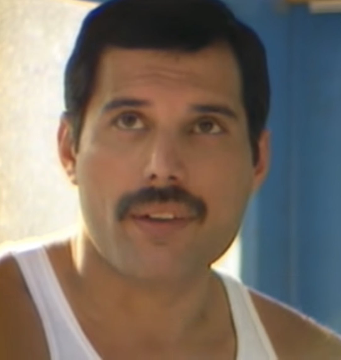thinkerfreddie's tweet photo. 🤍🤍 https://t.co/zByc9lOBp9