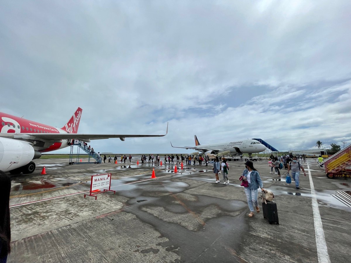 oozingkev's tweet photo. I'm at Daniel Z. Romualdez Airport (TAC) in Tacloban City, Eastern Visayas, Tacloban City https://t.co/2X0jo9X2sy https://t.co/MtLpOedVaG
