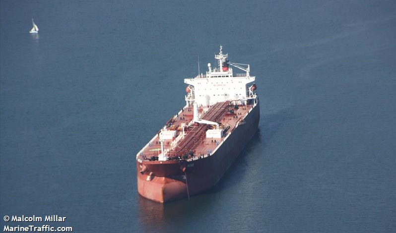 FlconEYES's tweet photo. 🚢TRASIEGO DE HIDROCARBUROS🧐🧐
#ESPERANZA #IMO9289166 frente a #Moa se posiciona para hacer trasiego, el remolcador #SCORPIOII #IMOJ8B5640 apoyando en maniobras.
#HappeningNow #OSINTCuba #cubarcos #Cuba #6Ene
➡️https://t.co/Fu4fXff0hU https://t.co/UHftZD0LdJ