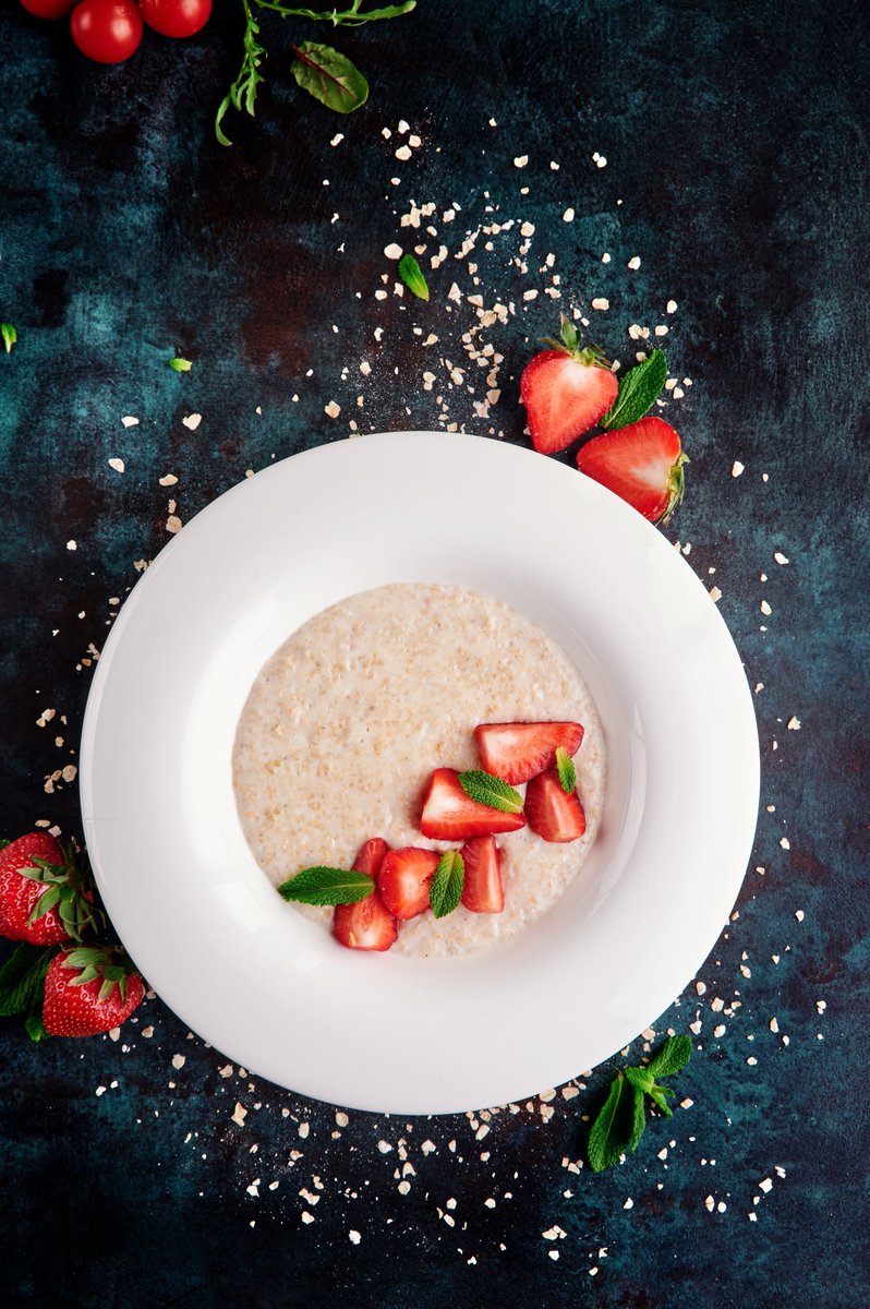 HomestatFarm's tweet photo. Another day, another bowl of oats! 😍 

#HomestatFarm #Oats #Breakfast https://t.co/blgsTOhDqy