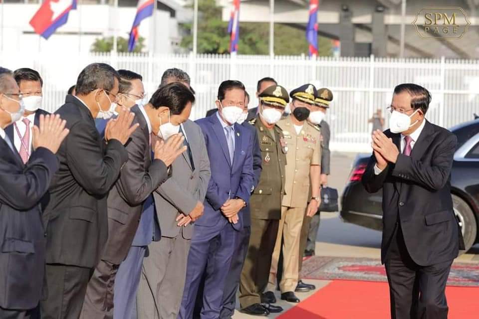 katycho22222's tweet photo. Dictator Hun Sen left Cambodia for Myanmar's Naypyidaw this morning to help #MyanmarMilitaryTerrorists Leader Min Aung Hlaing, despite widespread opposition from Myanmar people.  #2022Jan7Coup #WhatsHappeningInMyanmar #ASEANStopHunSen #HunSenStayHome https://t.co/1foSe2k7w9