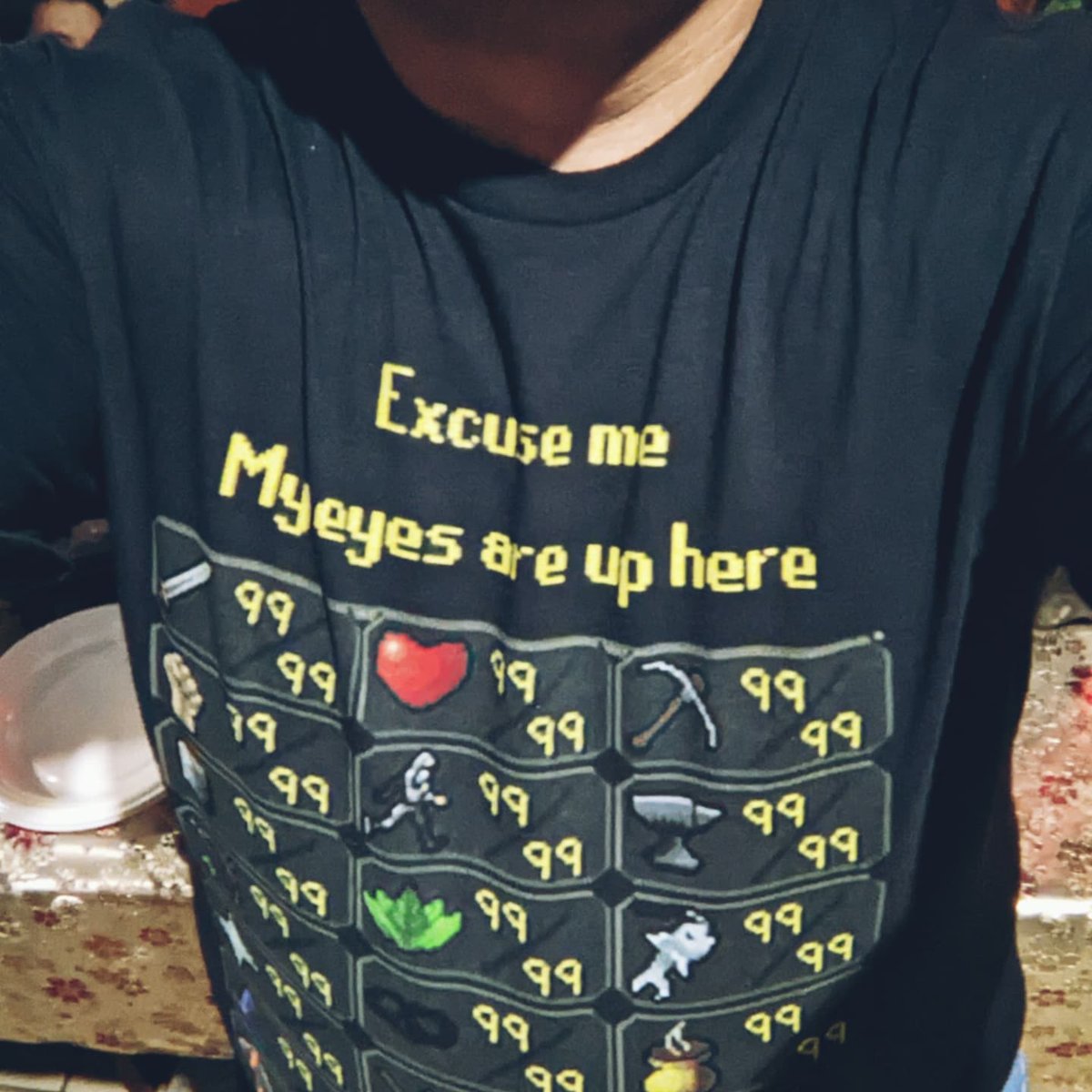 BetoAleman's tweet image. New fav shirt @RuneScape  this is awesome! #runescape #rsmerch