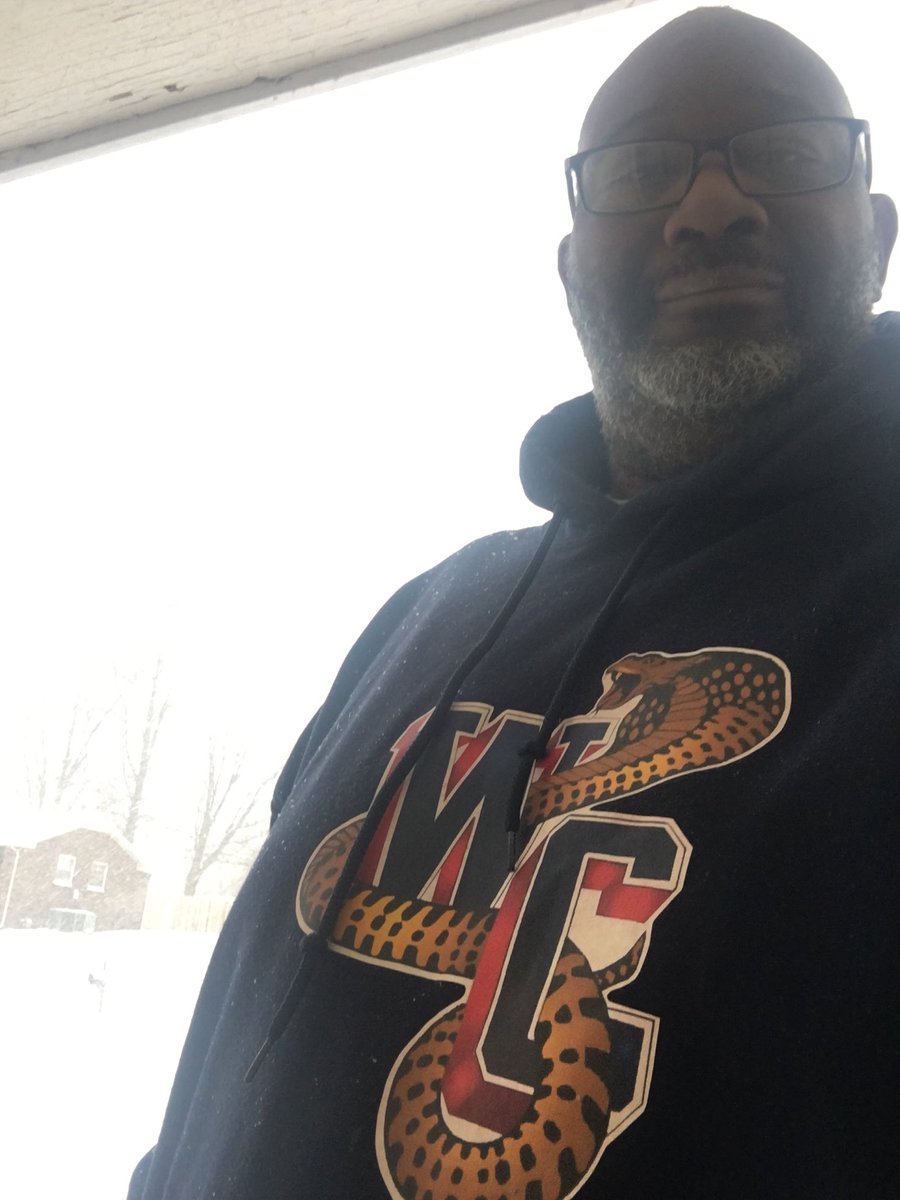 Jeff groves (@thereekprogram) on Twitter photo It snowed in Nashville!! It snowed in Nashville!!