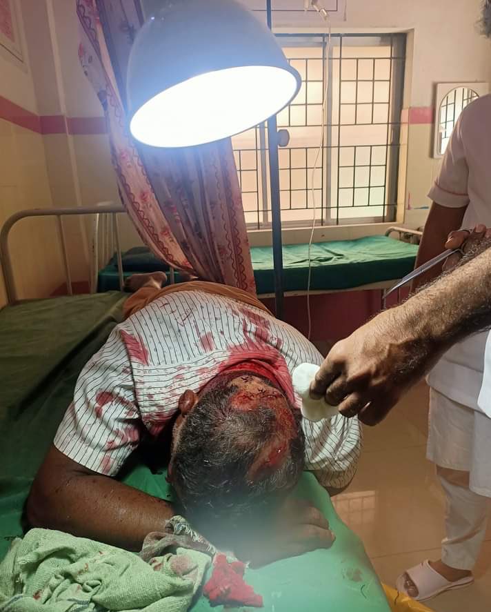 eOrganiser's tweet photo. RSS swayamsevak Ravi ji attacked by #Islamists in Tamil Nadu.

@RSSorg @friendsofrss https://t.co/hyd3hdpDrQ