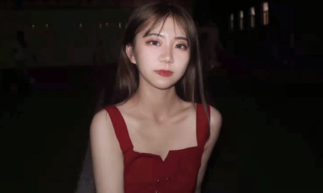【李同学系列】我与专业原味和区别，每次套路女孩的时候。款式都有新发现哈哈！自从李同学爱上了羽毛球。就开始对自己的棉袜有些嫌弃了🙂健身真的重，身为同好。永无门槛只为分享💦💦 Q351458898 https://t.co/g0W7nV4KxE