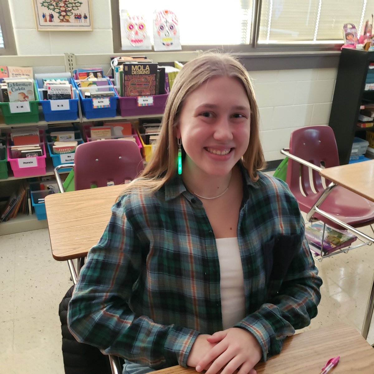 loefflerbell's tweet photo. #CAPPspanish204 decorated shoes to leave out for #ReyesMagos #3kingsday👑👑👑 and were surprised with treats! Also watched a slideshow of holiday decorations from Puerto Rico gracias a @pjohnsonfox #culture  @MuskegoNorwaySc @MHSIrvine https://t.co/hJptKRqDLe https://t.co/wIr2ZakrGT