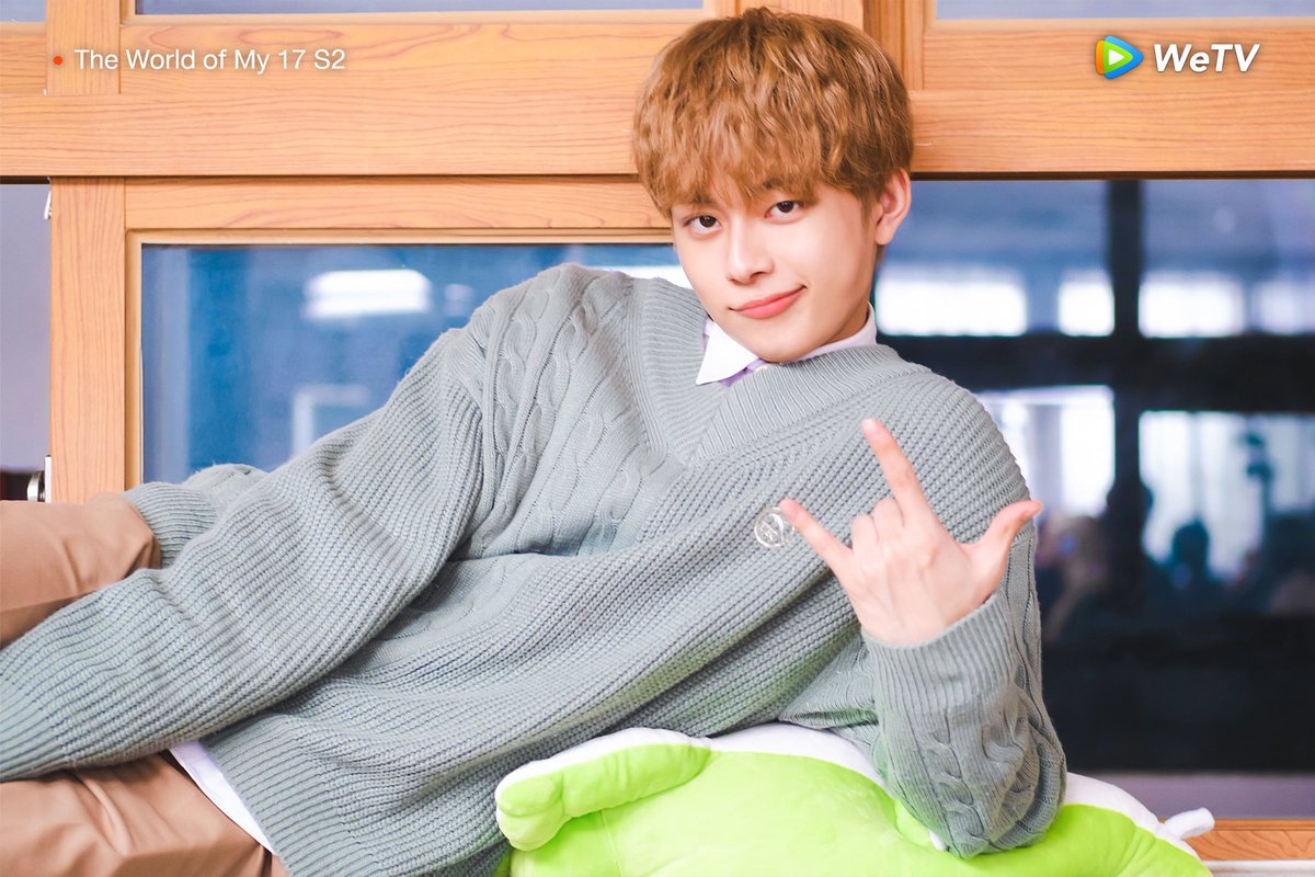 นี่ซอนโฮ บ่ช่ายชานยัง #유선호