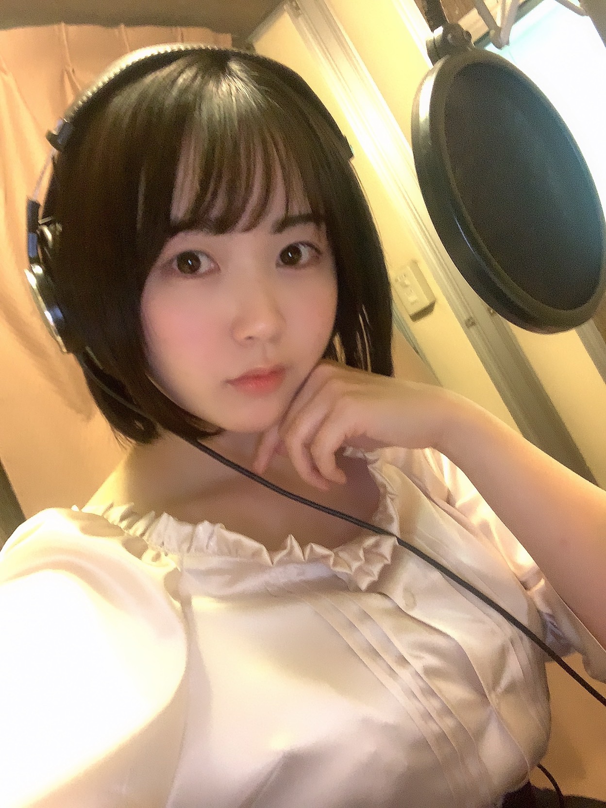 乳首　ピアス　日本人 