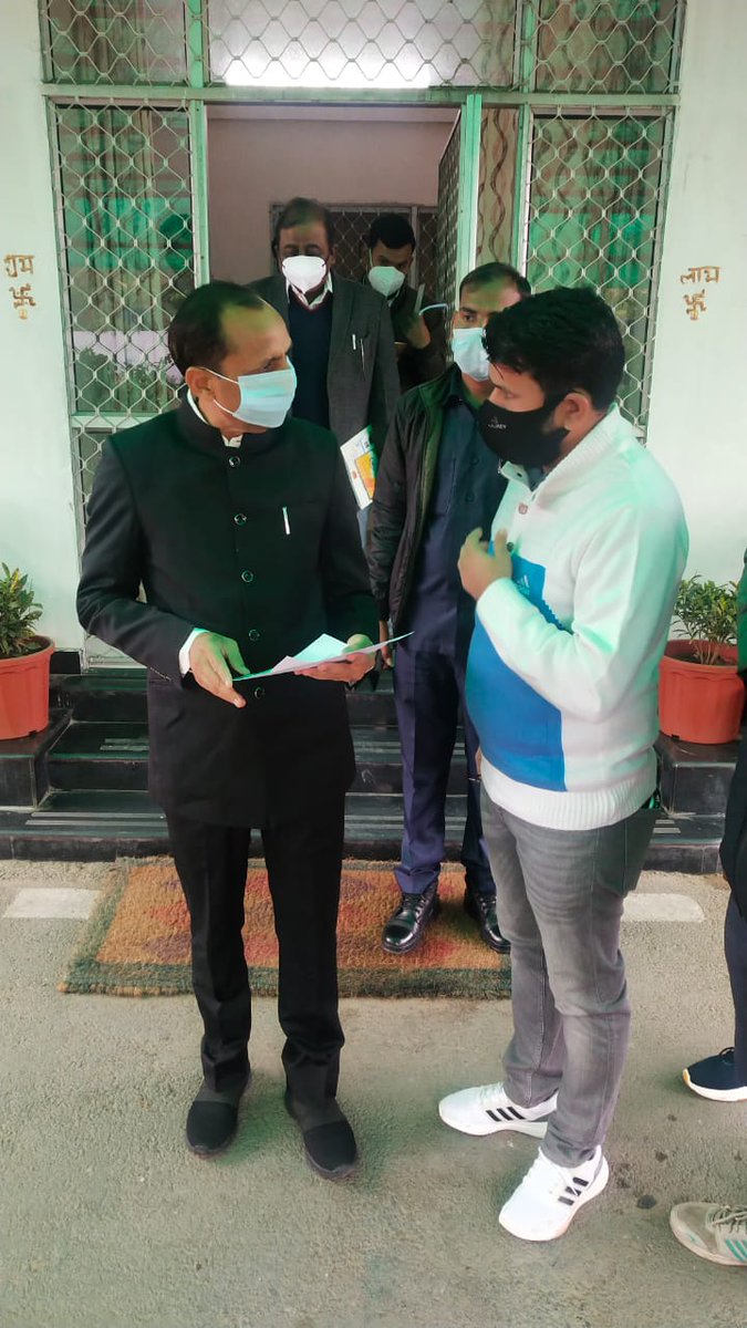 SumitPo75961256's tweet photo. @PwdRajasthan @ashokgehlot51 @bhajanlaljatav PWD J.En Civil Diploma  के नव चयनित अभ्यर्थियों के नियुक्ति आदेश जारी करवाने की कृपा करें🙏🙏🙏 https://t.co/6gD67Vh14M
