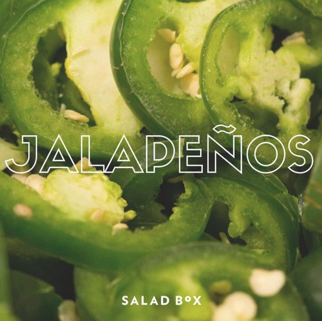 _saladboxuk's tweet photo. Jalapeños are rich in vitamins A and C and potassium. They also have carotene - an antioxidant that help fight damage to your cells as well as folate, vitamin K, and B vitamins.

Add them to your favourite salad or wrap for a little spice to your lunch! 🥗 https://t.co/AltllmKDkA