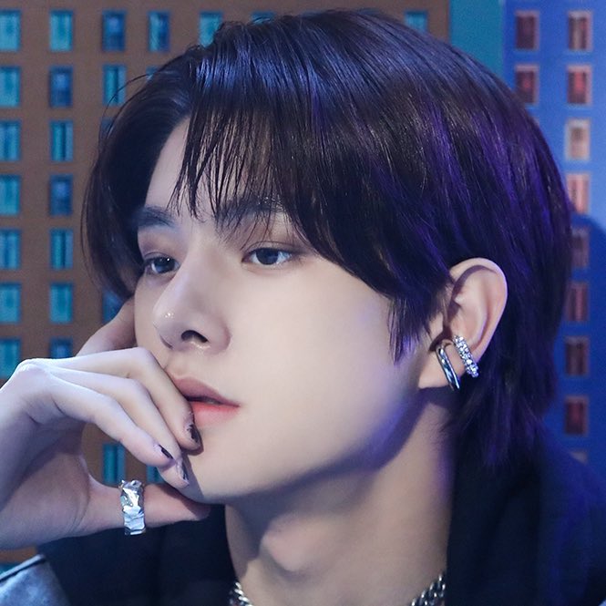 รอน้องเจคกล้าเจาะหูอยู่นะ ถึงวันนั้นน่าจะตุย