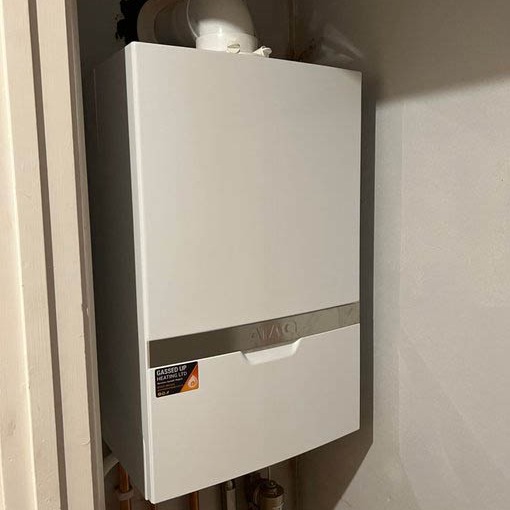 atagheating's tweet photo. Another ATAG install by @gassedupheatingltd - an i24C Combi complete with a 14 years warranty and smart controls 💪👍

#CombiBoiler #EfficientBoiler #ATAGInstall https://t.co/moKRjd3gFL