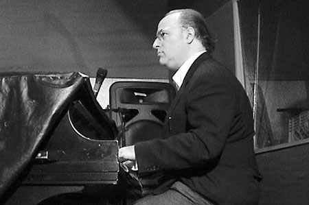 Jazz Birthdays  

Happy birthday to John Colianni!  